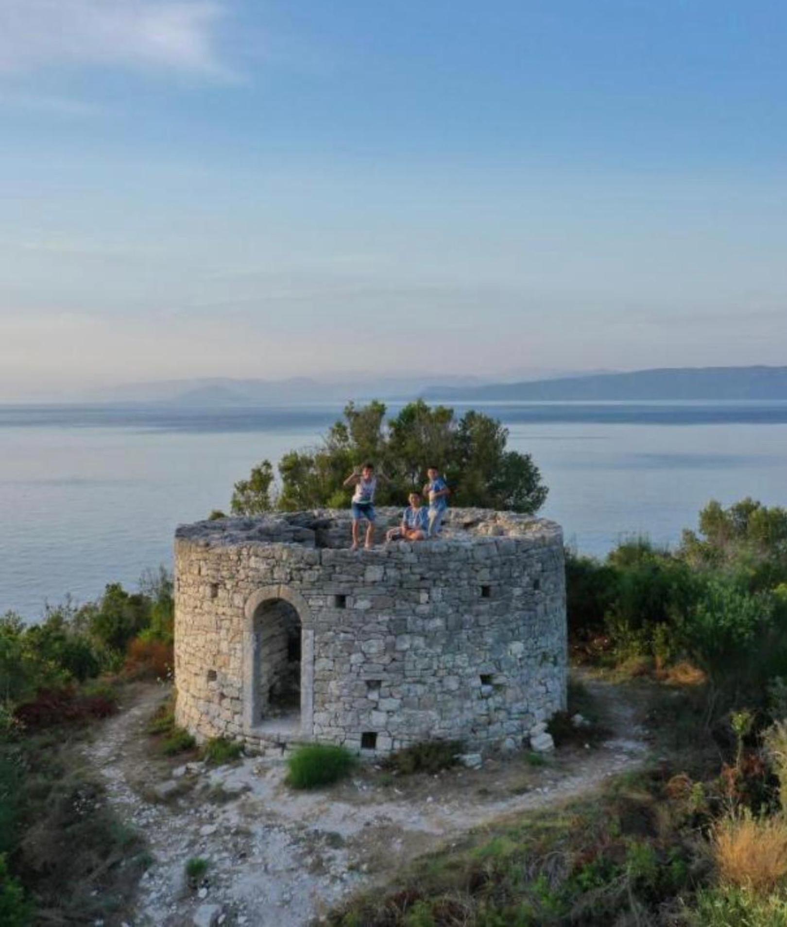 Tolos Budget Rooms Loggos Longos  Экстерьер фото